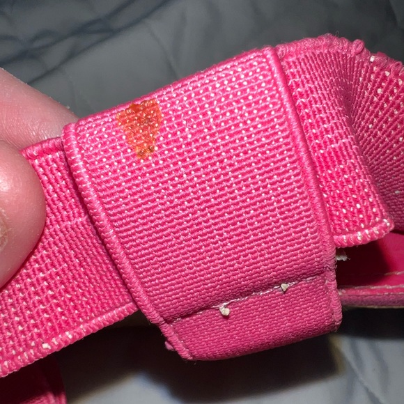 Chinese Laundry Strapy Wedges - Picture 6 of 9